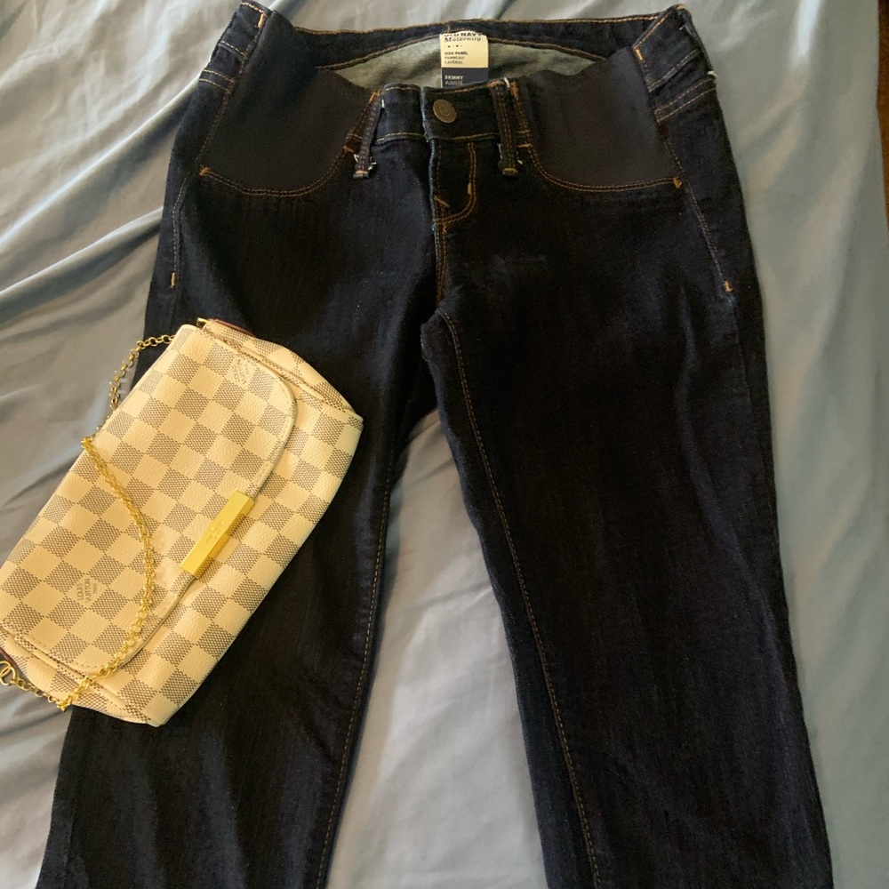Old Navy Maternity Skinny Jeans